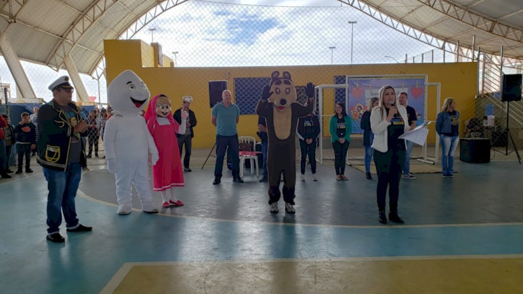 Ação 'Família e Escola' é sucesso em Balneário Arroio do Silva