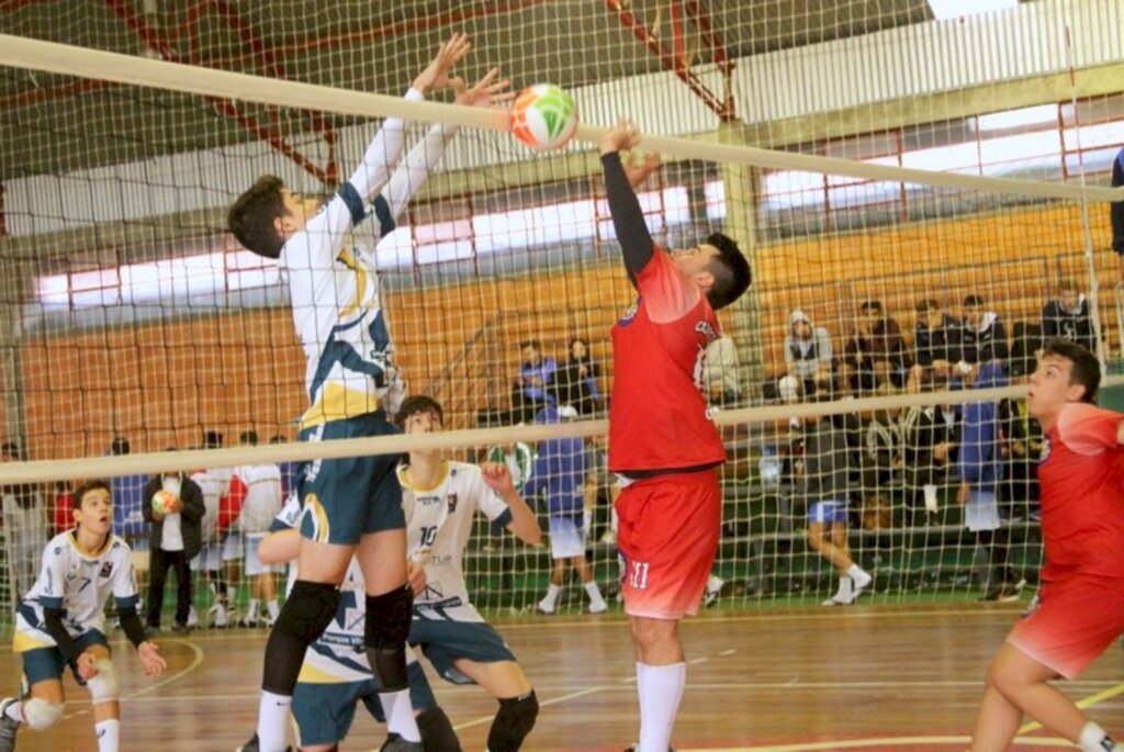 Prefeituras e entidades têm até 11 de abril para se cadastrarem em programa desportivo escolar