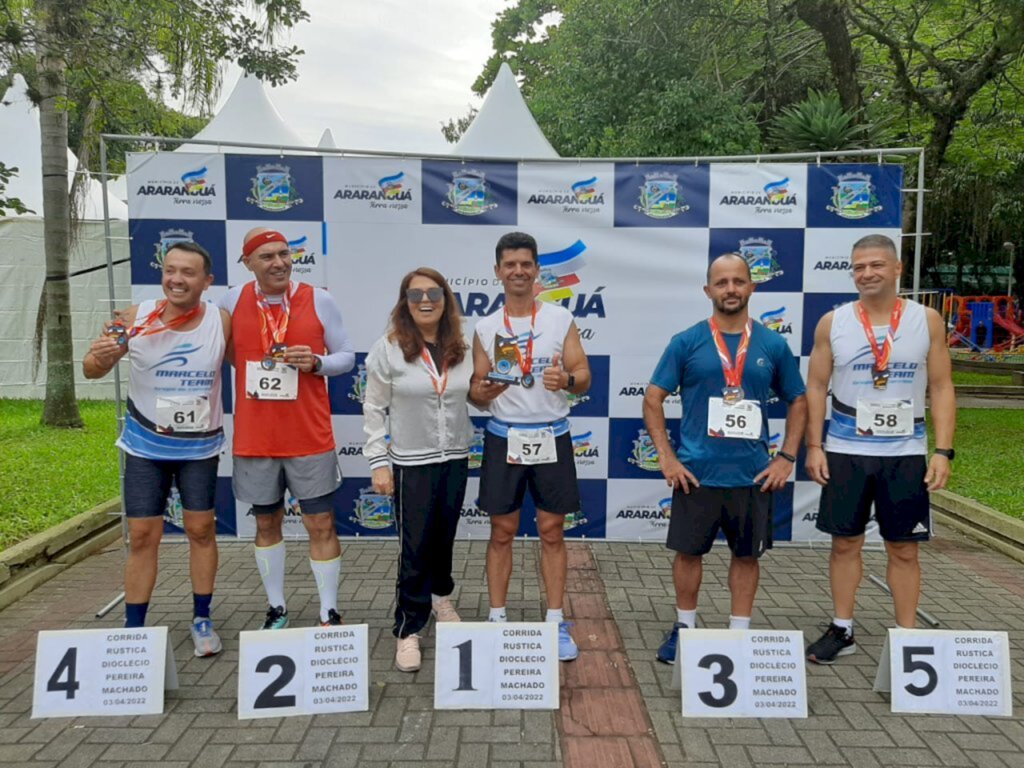 CORRIDA RÚSTICA ANIVERSÁRIO DE ARARANGUÁ PROFESSOR DIOCLÉCIO PEREIRA MACHADO