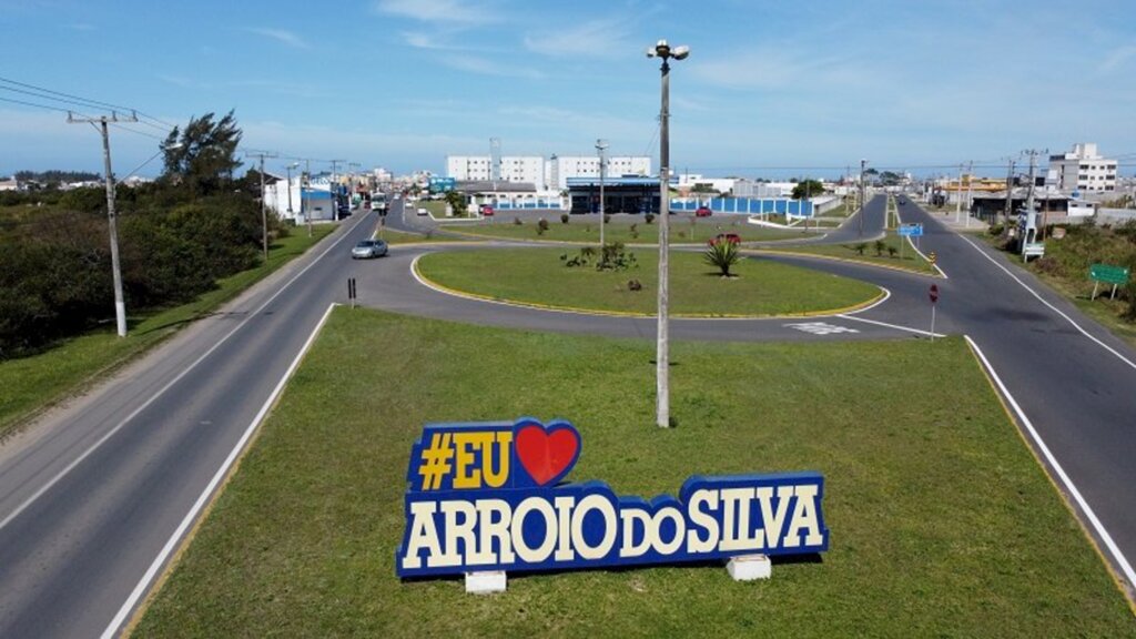 Em Arroio do Silva, Unesc, Sebrae/SC e Amesc fazem o segundo lançamento do Plano de Desenvolvimento