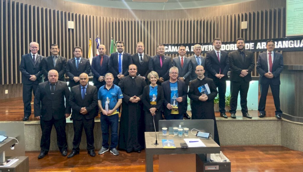 Comitiva da festa de Nossa Senhora Mãe dos Homens divulga programação na Câmara de Vereadores