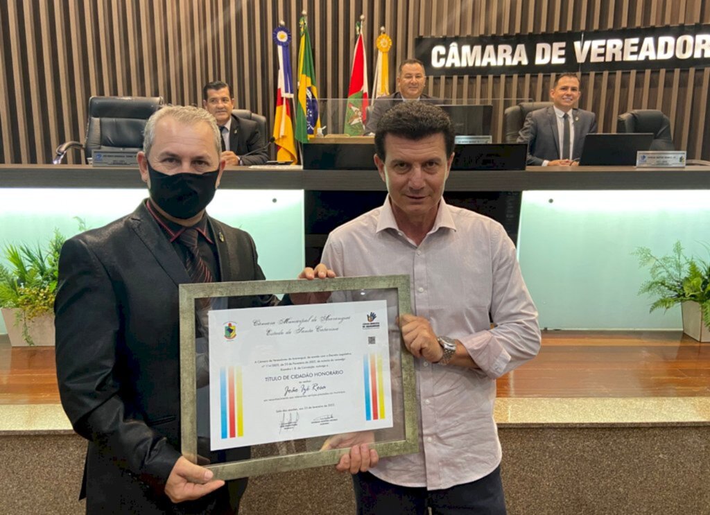 Diretor da Casa Lar recebe título de cidadão honorário de Araranguá