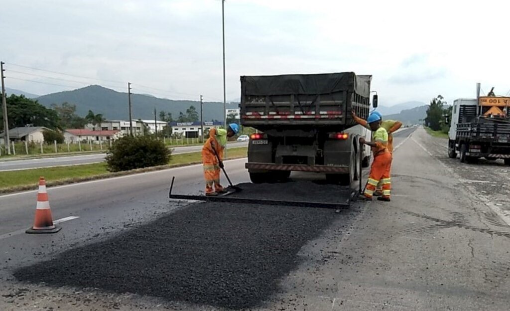 CCR ViaCosteira informa cronograma semanal de obras na BR-101 Sul