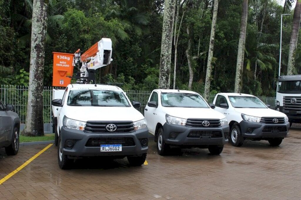 Novas camionetes aprimoram trabalho da CERSUL