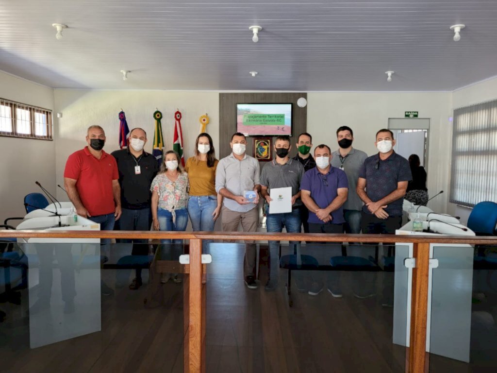 UNESC ENTREGA OFICIALMENTE ESTUDO AMBIENTAL DE TODA ÁREA TERRITORIAL DE BALNEÁRIO GAIVOTA