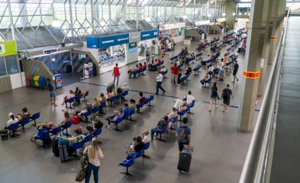 Movimentação no Terminal Rodoviário Rita Maria é o maior em dois anos