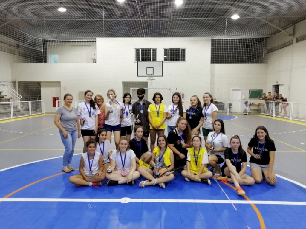 Princesas de Chuteira são campeãs de Campeonato de Futsal Feminino de Morro Grande