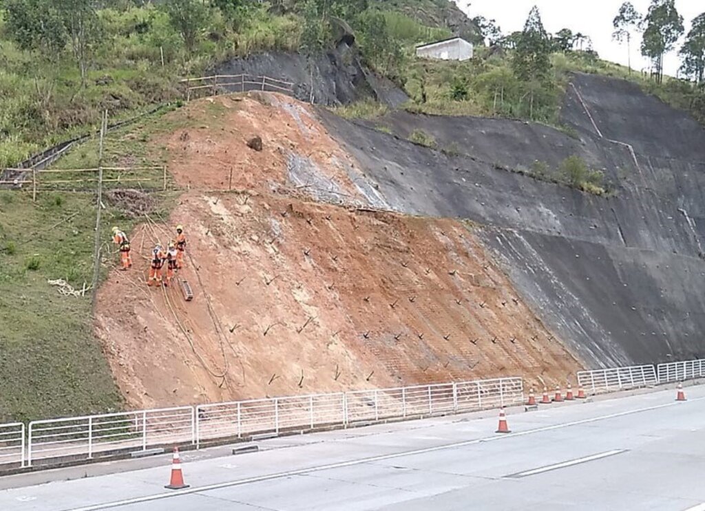 CCR ViaCosteira informa cronograma semanal de obras na BR-101 Sul