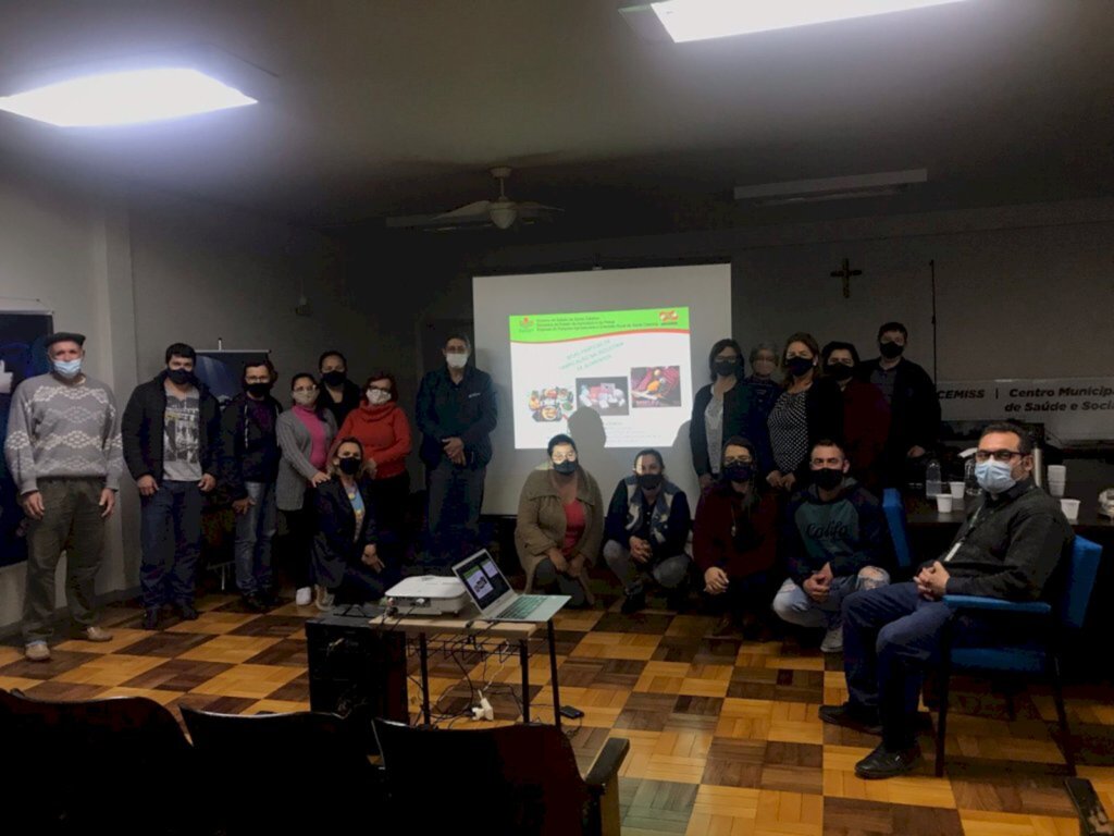 Feirantes realizam curso de boas práticas