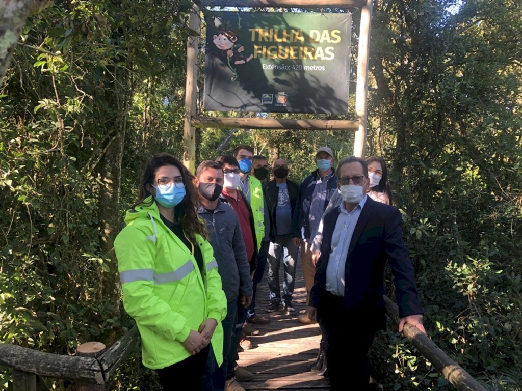 Prefeito de Maracajá apresenta Parque Ecológico a equipe Ambiental da CCR ViaCosteira