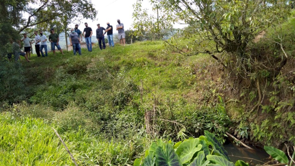 Obra prevê escoamento das águas