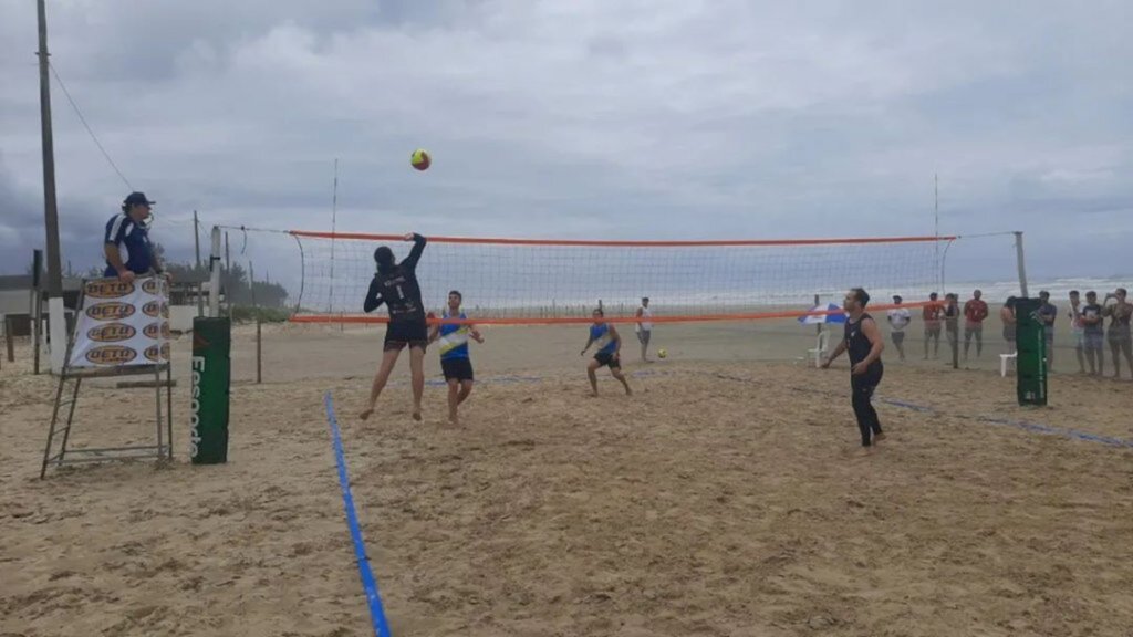 Vôlei de Praia e Futevôlei movimentam o fim de semana no Arroio