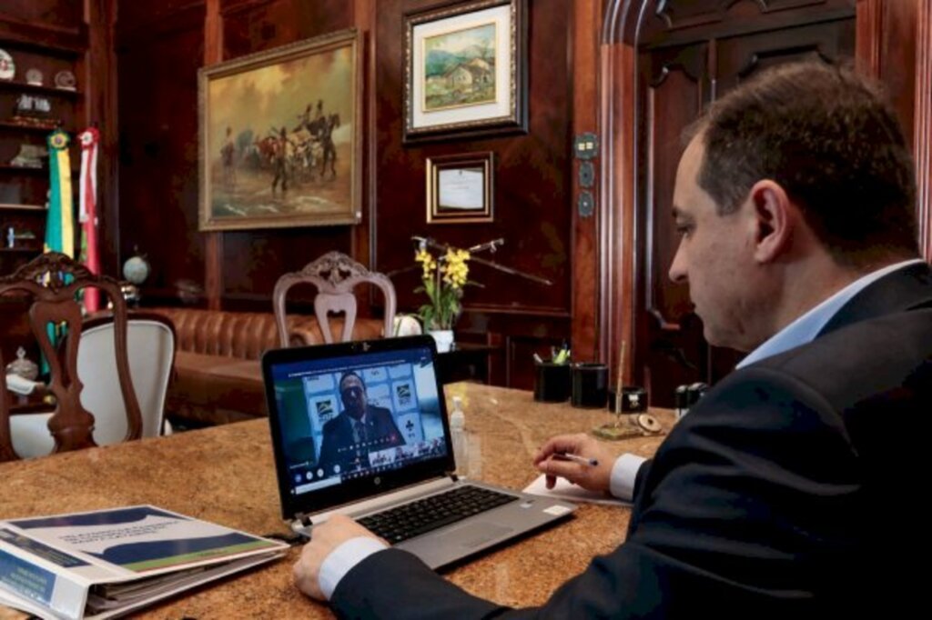 Governador participa de webconferência com ministro da Saúde sobre vacinas contra Covid-19