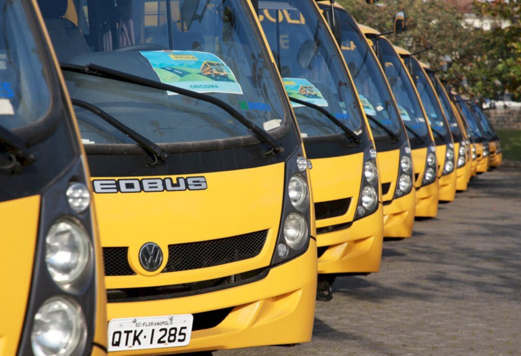 Secretaria de Educação suspende temporariamente os repasses do transporte escolar