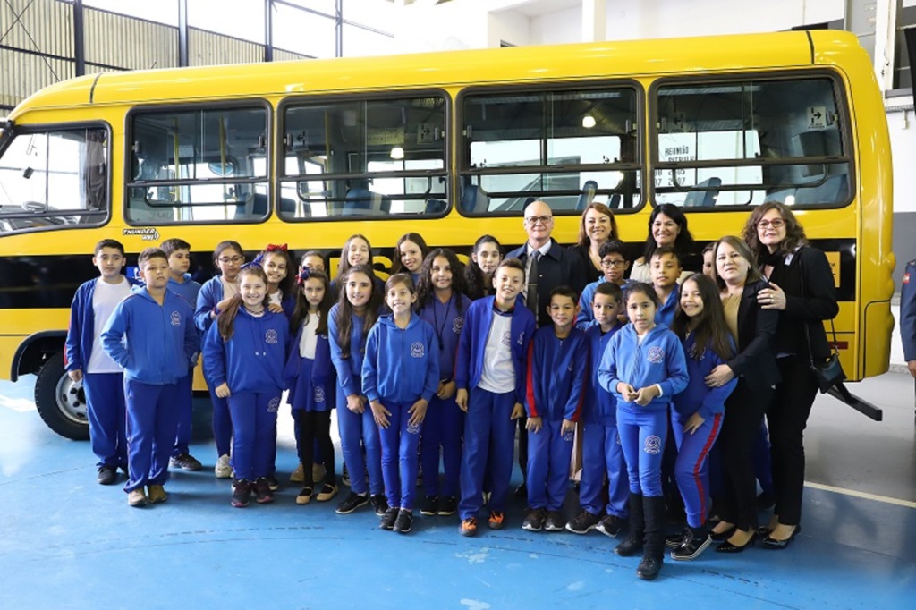 MEC entrega 74 ônibus escolares com recursos do FNDE à Educação de SC - Balneário Arroio do Silva FOI CONTEMPLADO COM UM ONIBUS