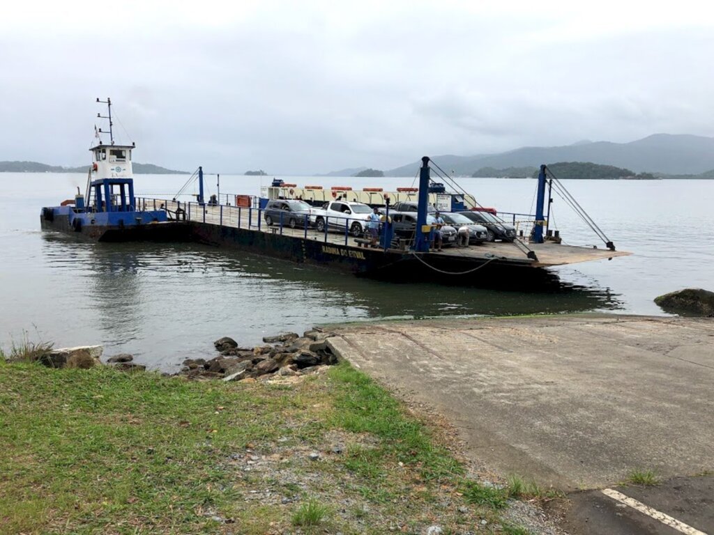 SFS: Marinebus e ferry boat tem novo horário de travessia