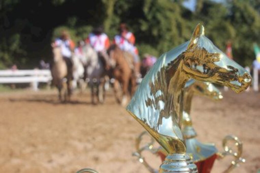 São João do Itaperiú realizou a 11ª edição da Copa Municipal de Laço