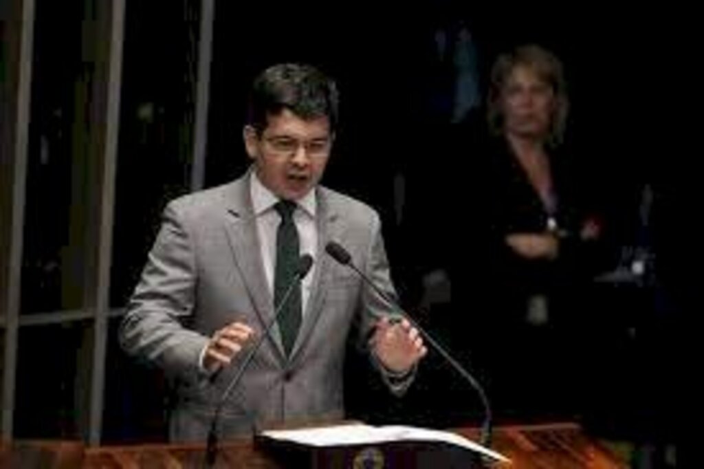 PEC da Transição é adiada após repercussão negativa do mercado