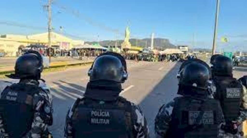 Manifestantes atacam agentes da PRF no Pará e em Santa Catarina