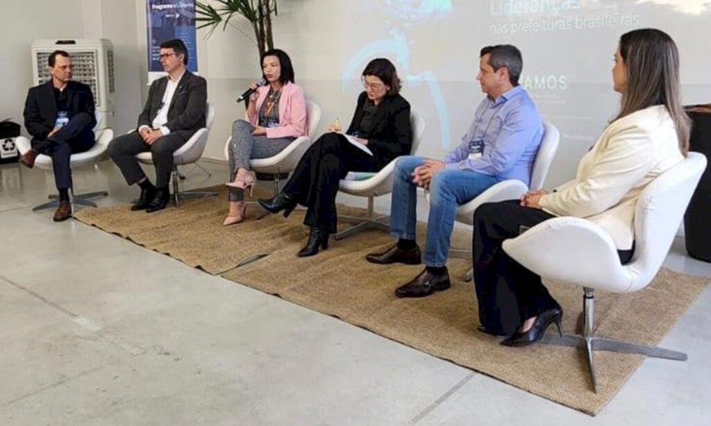 Prefeitura de Joinville participa de evento de gestão de lideranças públicas em São Paulo