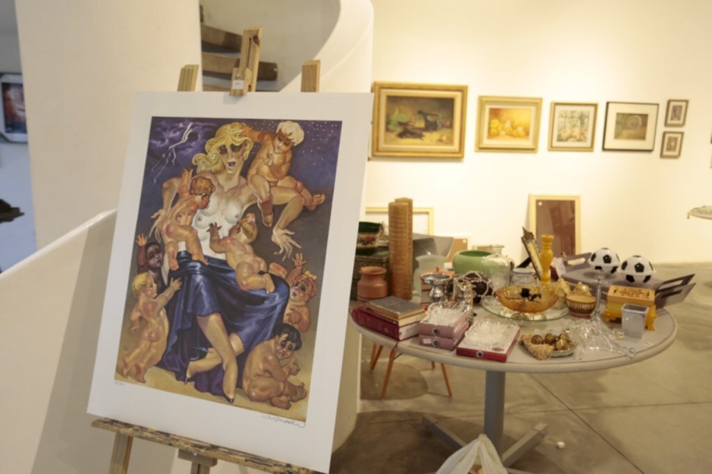 Associação promove bazar com peças de arte exclusivas em prol da Casa da Cultura de Joinville