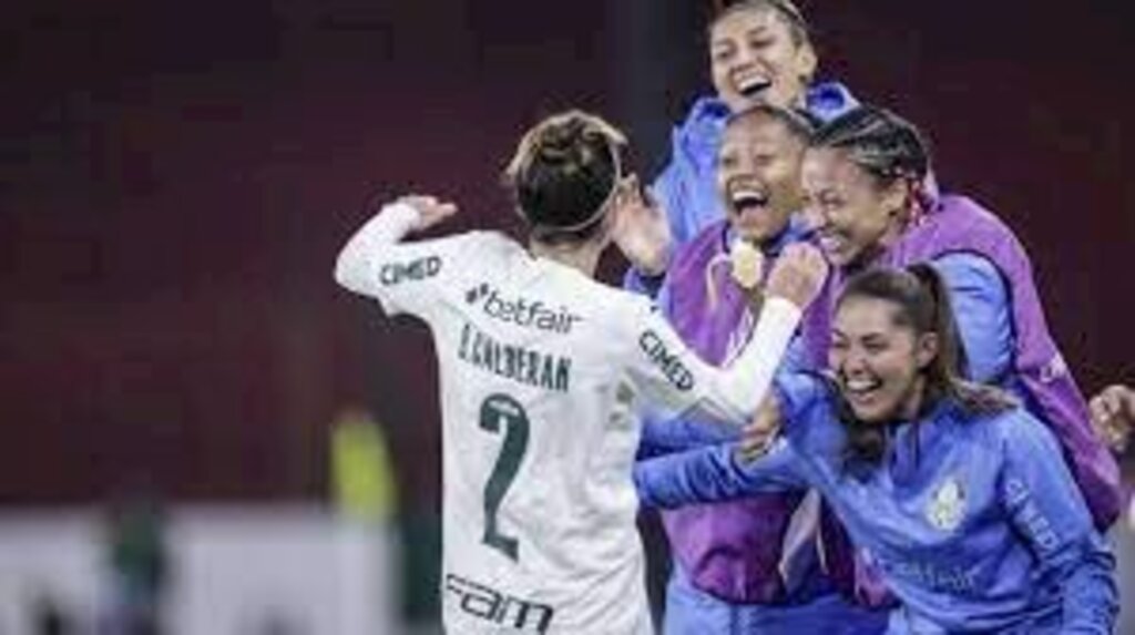 Palmeiras aplica goleada colossal e carimba classificação na Libertadores Feminina