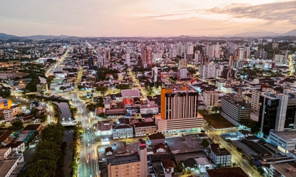 Prefeitura de Joinville informa horários dos serviços durante o Feriado de Nossa Senhora Aparecida