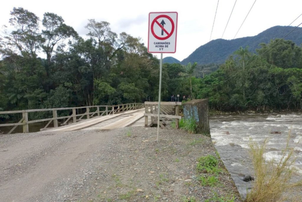 Ponte Baixa do Quiriri será interditada para obras