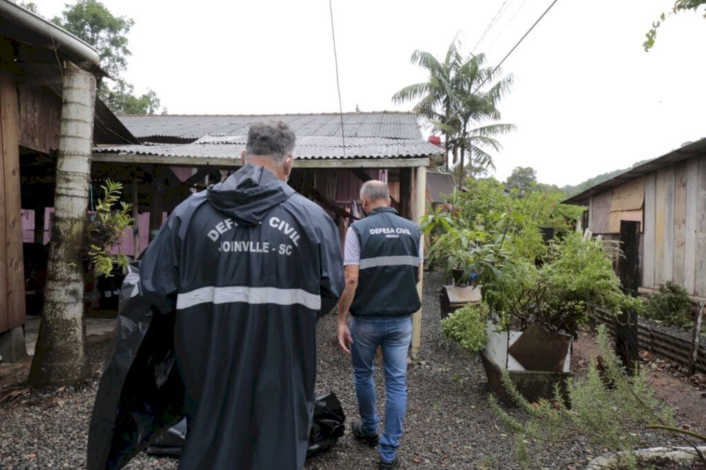 Defesa Civil alerta para possibilidade de vento a partir da madrugada desta sexta-feira