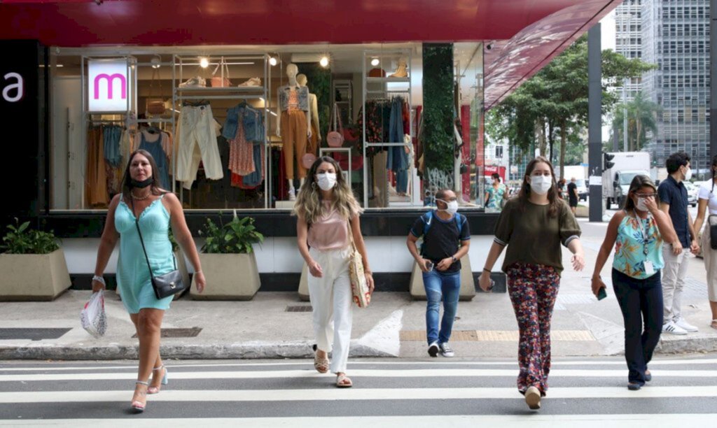 Brasil registra 310 óbitos por covid-19