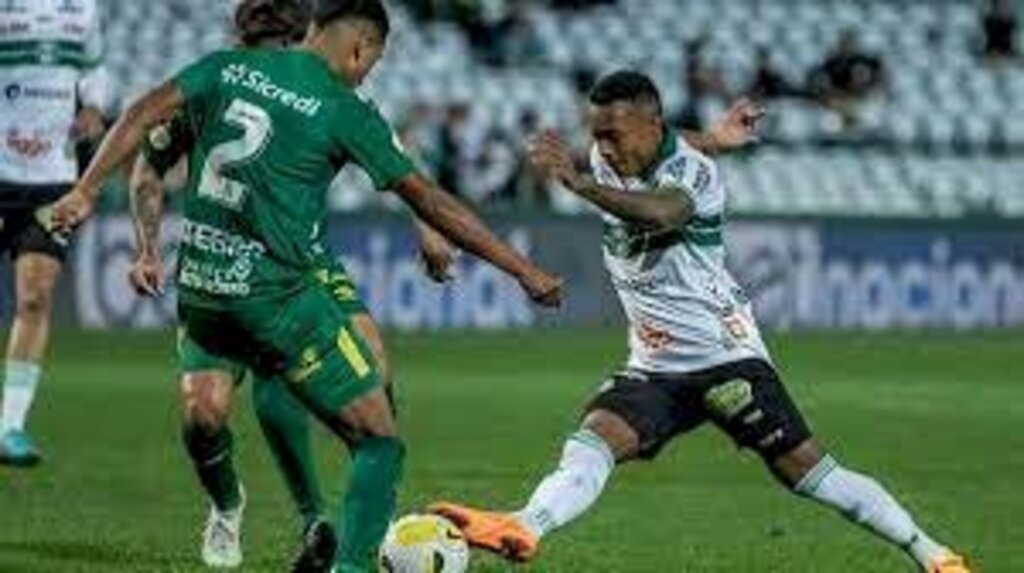 Coritiba vence o Cuiabá em casa e sai da zona de rebaixamento do Brasileirão