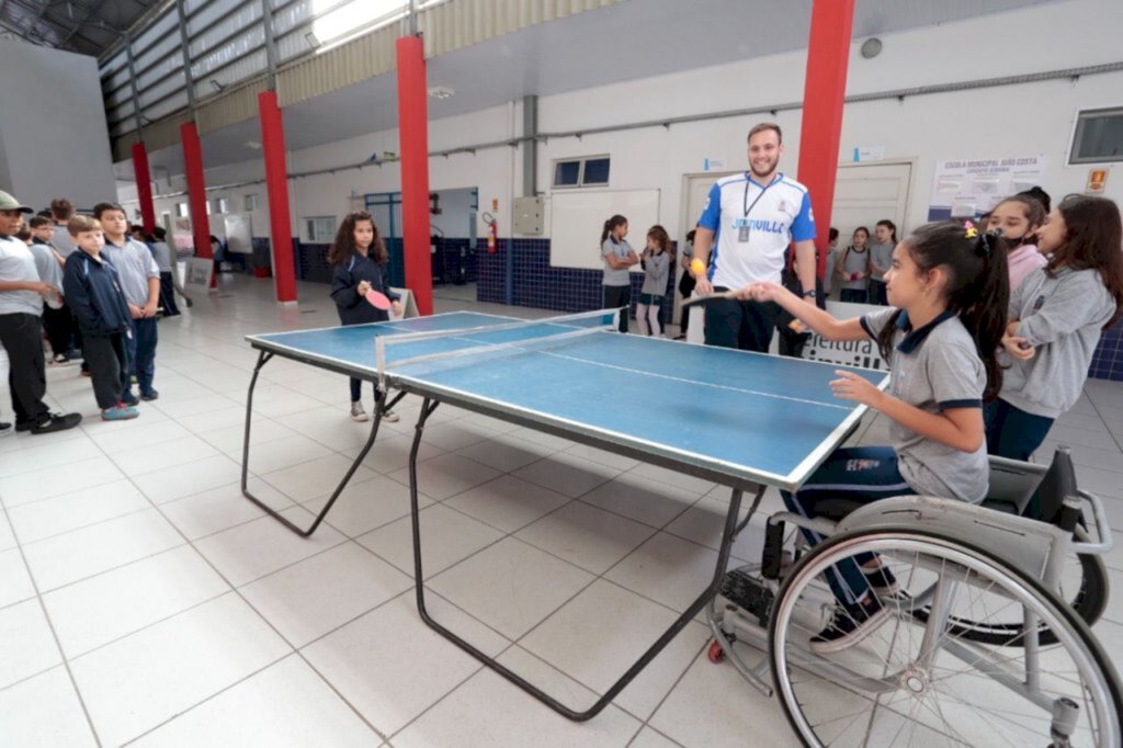 Projeto inclusivo da Sesporte é levado à Escola Municipal João Costa