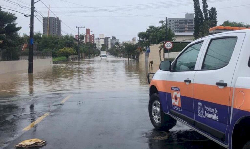 Defesa Civil de Joinville registra pontos de alagamento em dez bairros