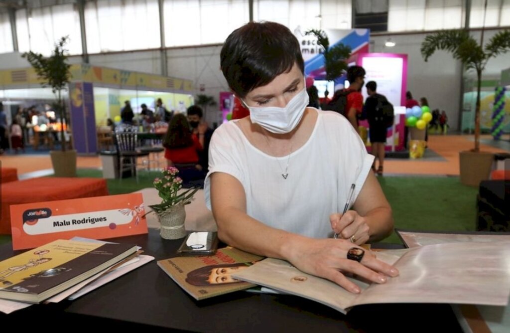 Feira do Livro de Joinville abre inscrições