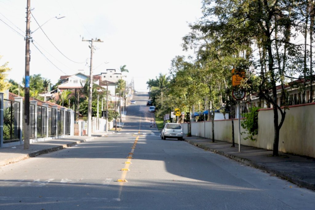 Prefeitura implementará binário na quadra da Escola Pedro Ivo Campos