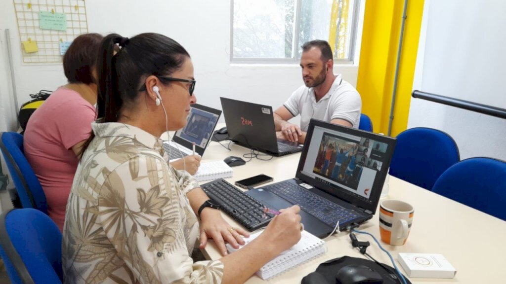 Diretores da Rede Municipal de Joinville ingressam em programa nacional de formação de lideranças educacionais