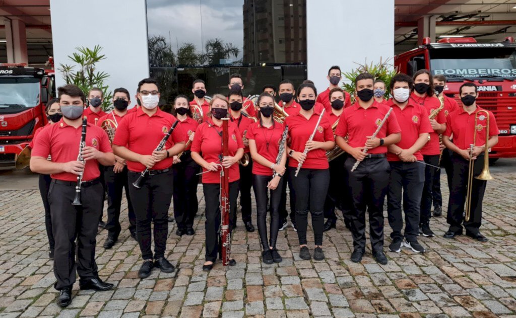 Banda dos Bombeiros inaugura ciclo de concertos dominicais