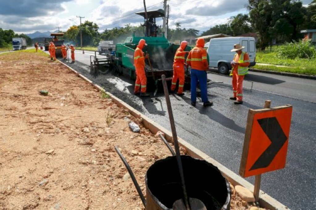 Duplicação do acesso estadual de Joinville ao Distrito Industrial está com 70% das obras concluídas