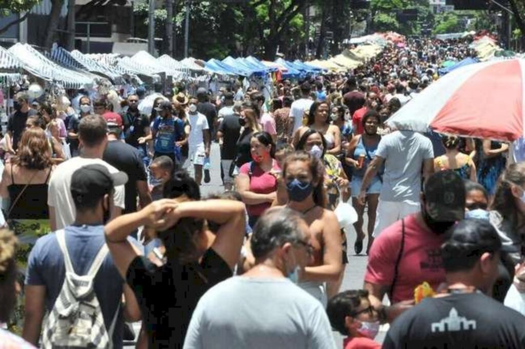 BH registra 21 mortes em 24 horas, mas tem queda de ocupação de leitos