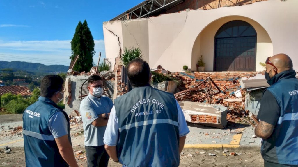 Após temporal, Prefeitura de Joinville atende ocorrências em diversos pontos da cidade