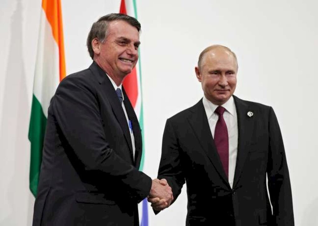 Putin debaterá com Bolsonaro 'temas atuais', diz porta-voz