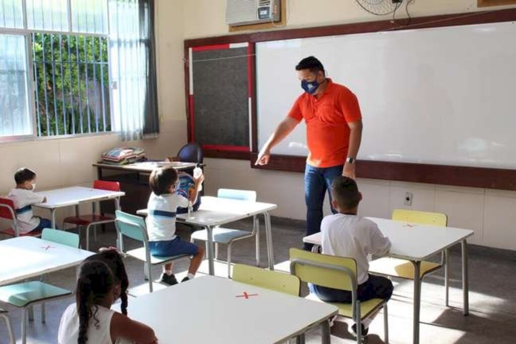 Volta às aulas em SP não agravou pandemia, mostra estudo