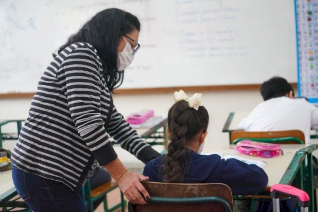 SC nomeia 938 novos assistentes de educação, especialistas e professores para a rede estadual