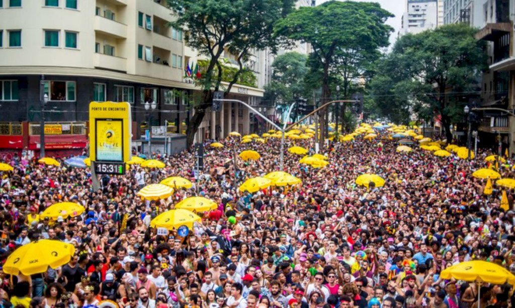 Prefeitura de São Paulo autoriza 696 desfiles de rua no carnaval 2022