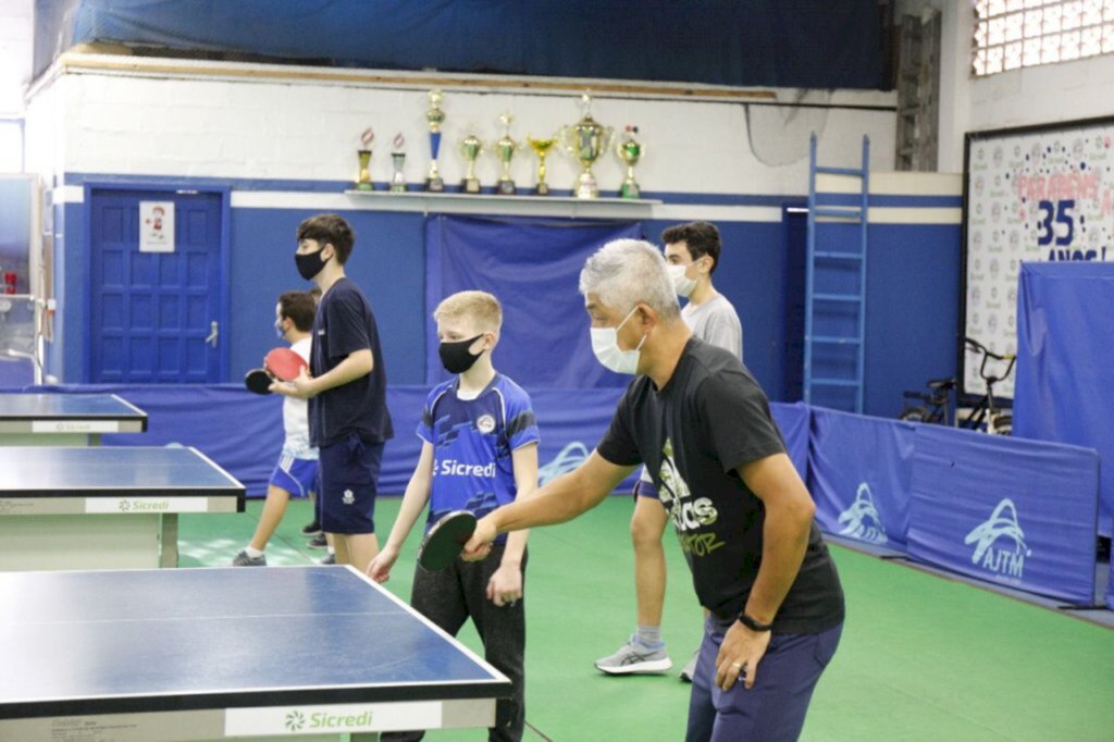 Técnicos e auxiliares podem se inscrever para bolsas da Sesporte