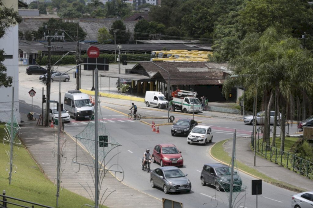 Detrans acompanha primeiros dias com alterações no trânsito de Joinville