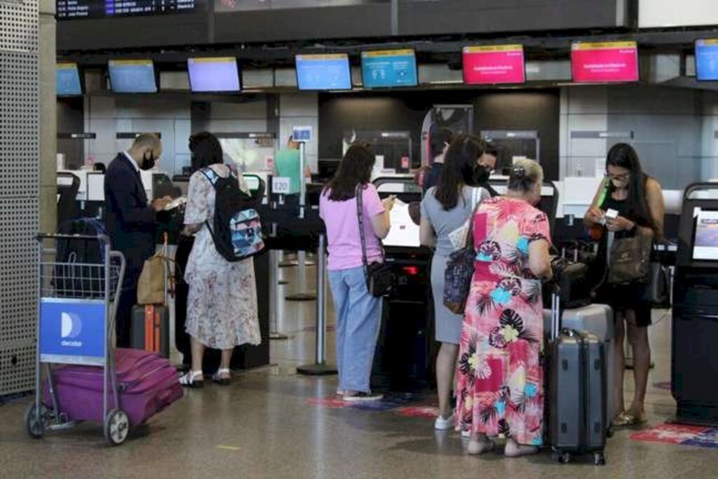 Anvisa pedirá o passaporte da vacina nos aeroportos