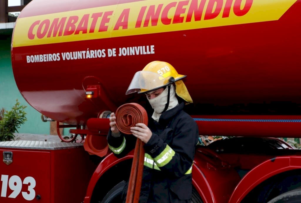 Bombeiros Voluntários de Joinville reconhecidos como melhor ONG de Santa Catarina