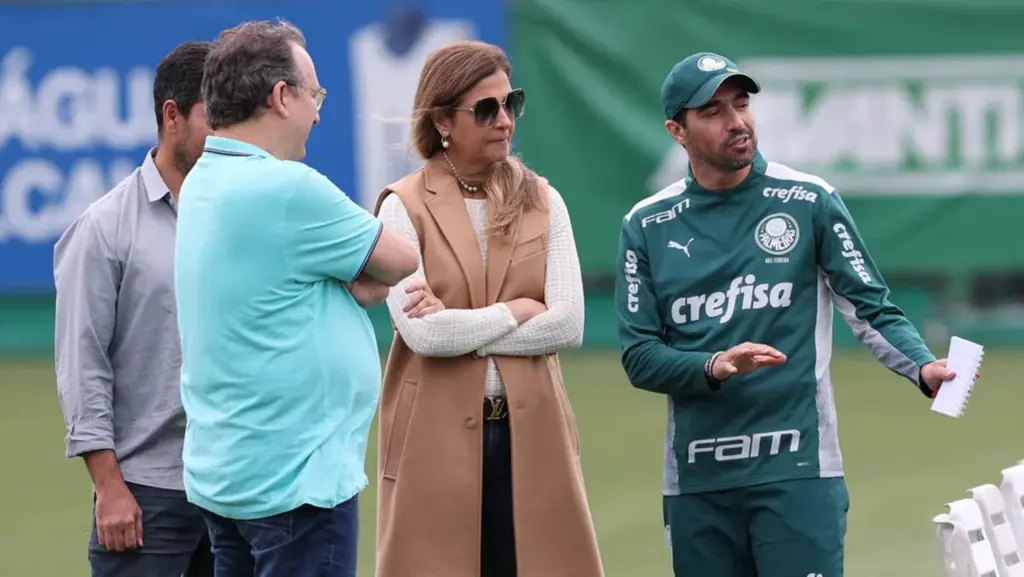  - A presidente Leila Pereira e o técnico Abel Ferreira na Academia do Palmeiras — Foto: Cesar Greco / Palmeiras