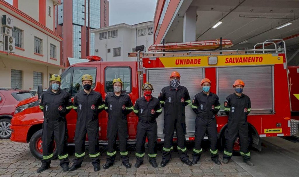 Bombeiros Voluntários de Joinville participam do 4º Desafio Catarinense de Resgate Veicular